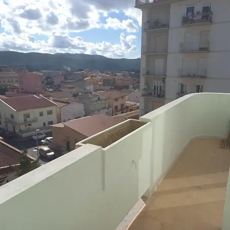 Lejlighed Casa Deledda